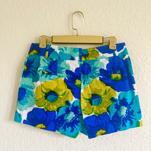 LOFT Floral Motif Linen Shorts - Picture 4 of 5